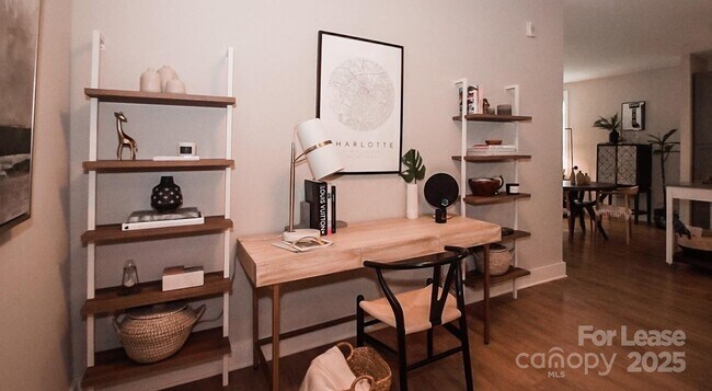 Building Photo - 6408 Providence Farm Ln