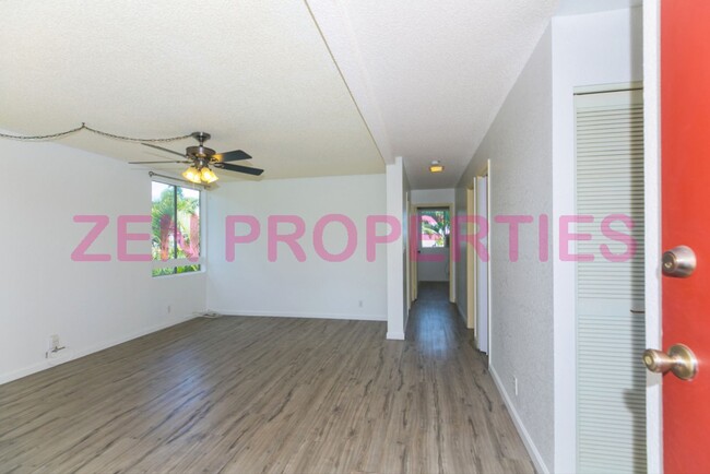 Building Photo - a 2bdrm/1bath townhome w/2prkg at Mililani...