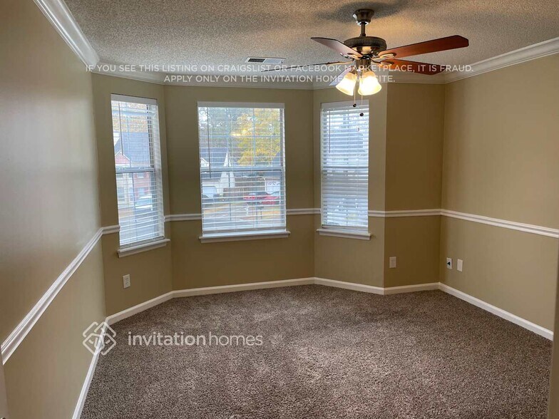 Building Photo - 1401 Chapel Hill Ln SW