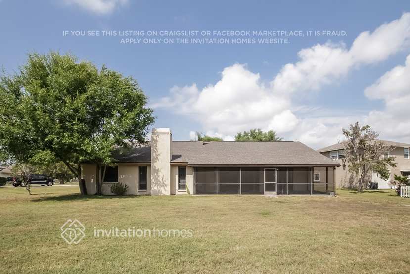 Building Photo - 8907 68th Ave E