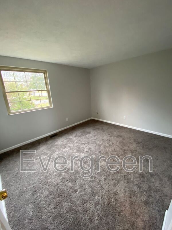 Building Photo - 110 Leatherbark Rd