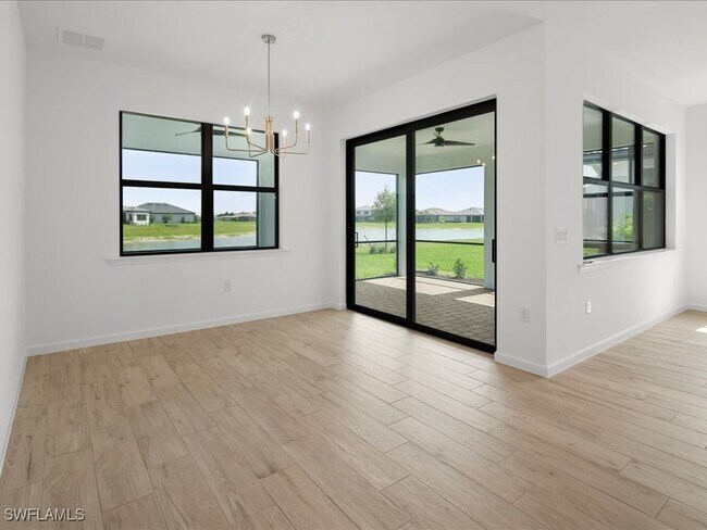 Building Photo - 18262 Parksville Dr