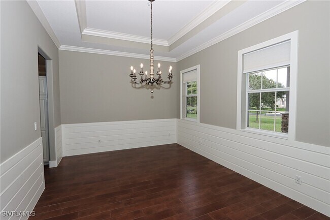 Building Photo - 16680 Oak Grove Ct