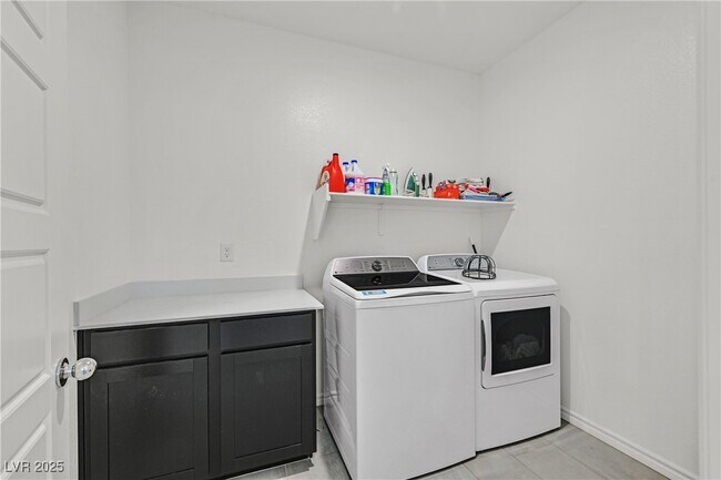 Building Photo - 282 Mount Steel Ave