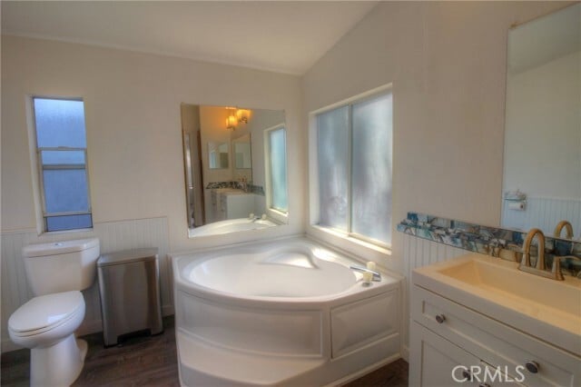Building Photo - 2851 Rolling Hills Dr