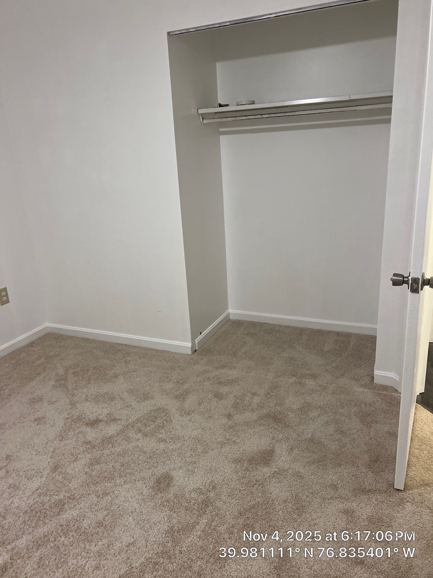 Building Photo - 3706 Tiffany Dr