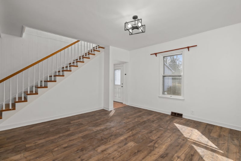 Building Photo - 151 N Clay Ave