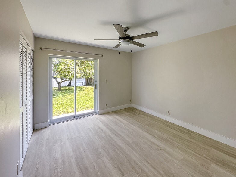 Building Photo - 7360 NW 54th St