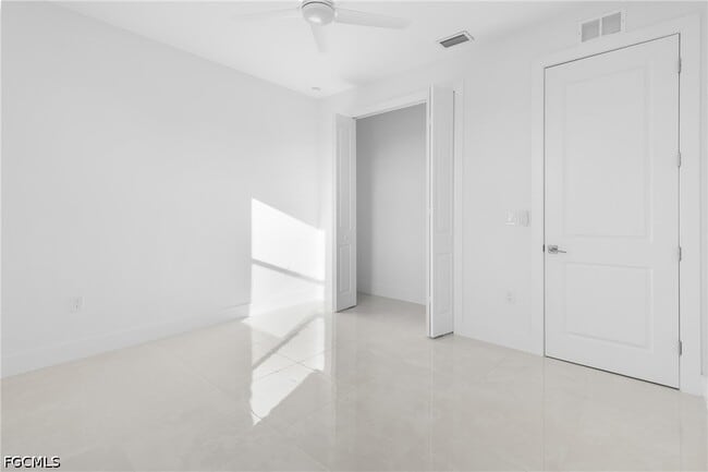 Building Photo - 1026 Nelson Rd N