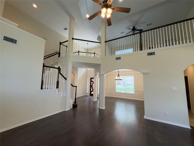 Building Photo - 4110 Royal Plantation Ln
