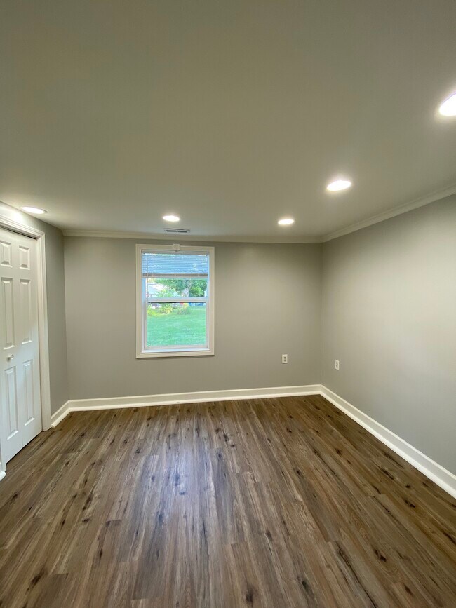 Bedroom 3 - 1050 Janet Dr