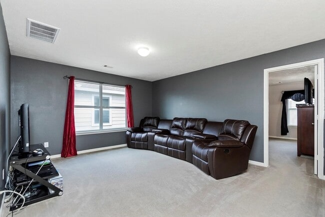 Building Photo - 20738 Fair Castle Dr