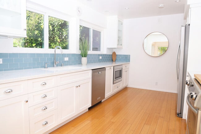 Building Photo - 21703 Ocean Vista Dr