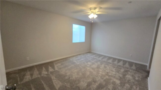 Building Photo - 988 Gearus Pl