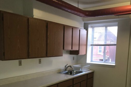 Building Photo - 1806 Termon Ave