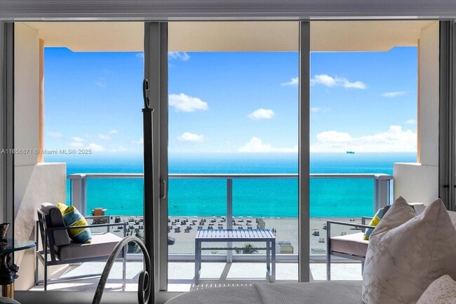 Building Photo - 1455 Ocean Dr
