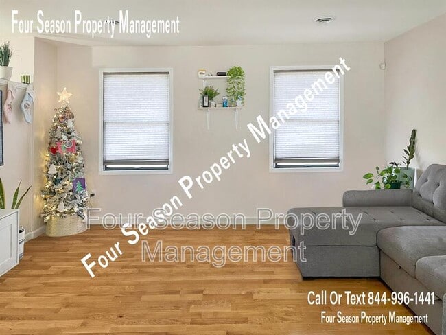 Building Photo - 10113 Mar Rock Dr