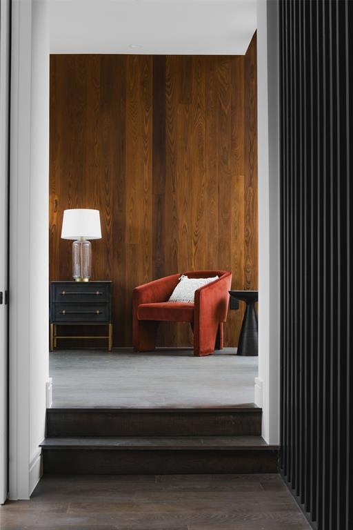 Building Photo - 2407 W 10th St