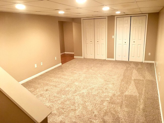 Building Photo - 761 Cynthia Dr