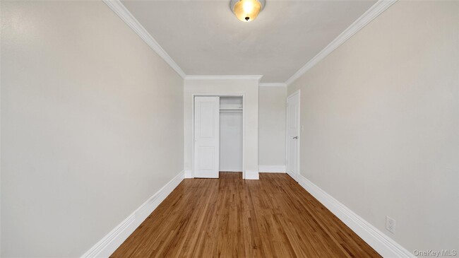 Building Photo - 4392 Carpenter Ave
