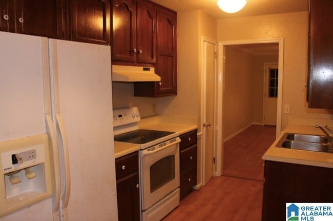 Building Photo - 359 Jamestown Manor Dr