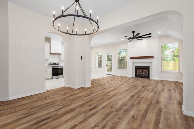 Building Photo - 42 Camber Pine Pl