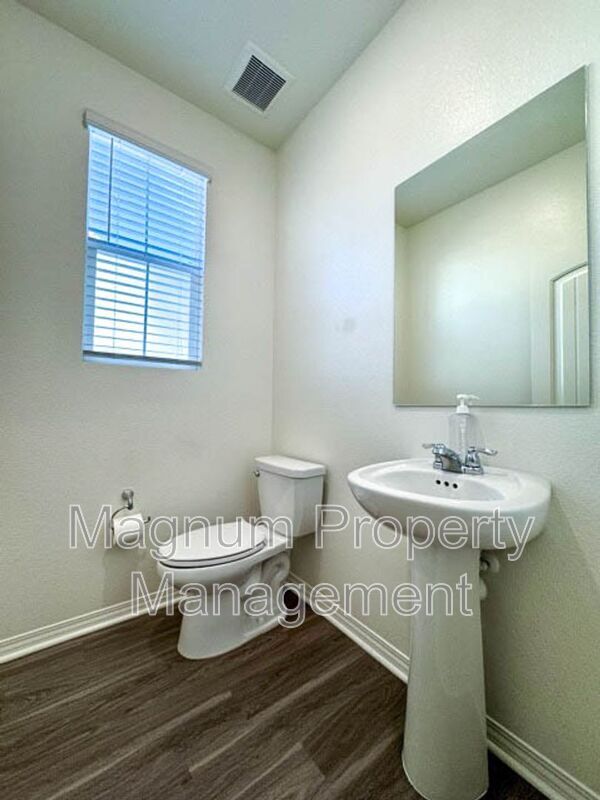 Building Photo - 24139 Dolcetto Ave