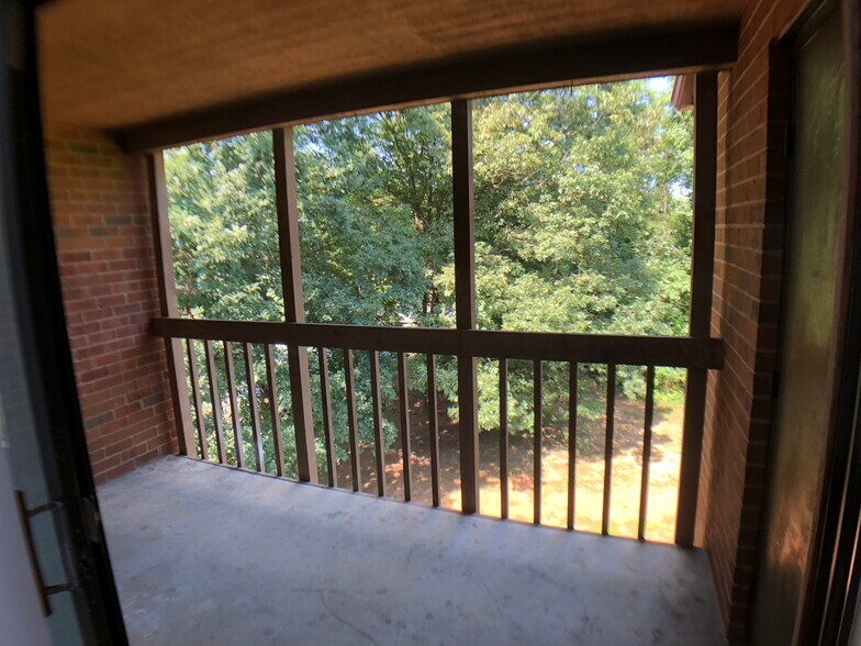 Building Photo - 123 Turtle Creek Rd