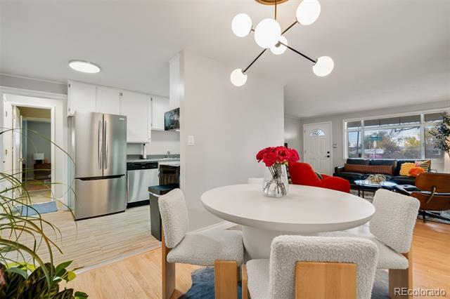 Building Photo - 5099 S Linden Dr