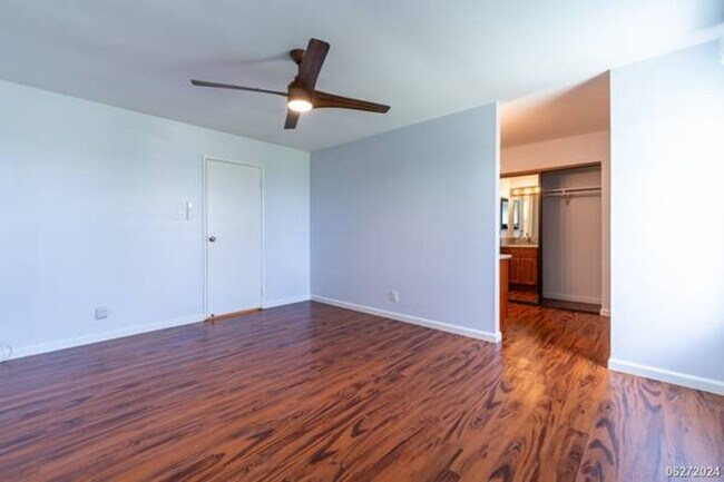 Building Photo - 1417 Onioni St