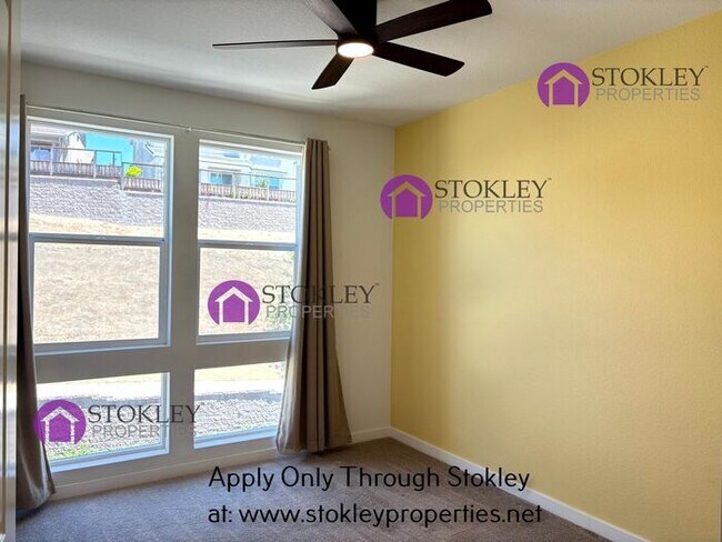 Building Photo - 2700 Wildflower Sta Pl