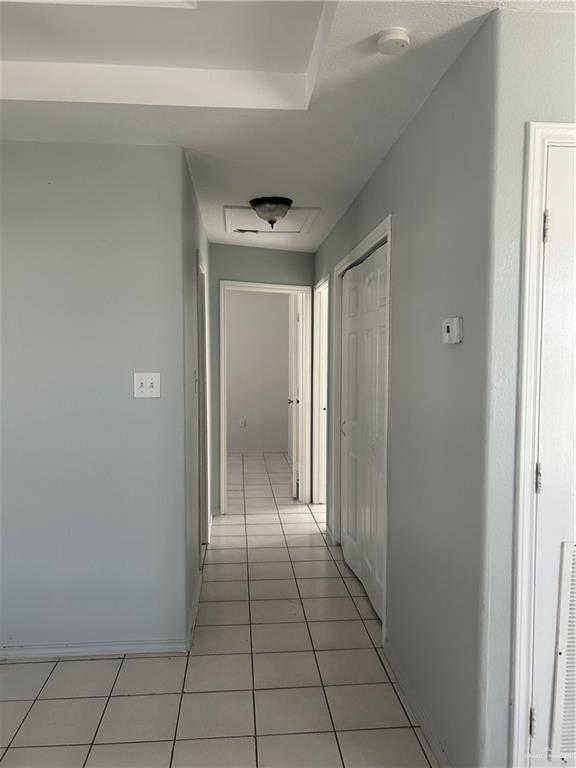 Building Photo - 809 W Los Tesoros Dr