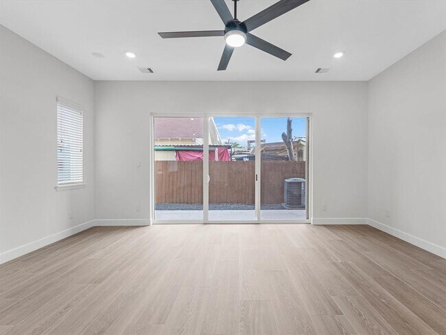 Building Photo - 603 N Milby St