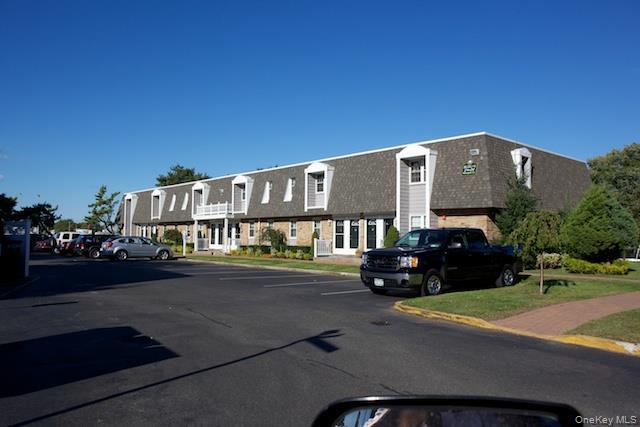 Building Photo - 16 Mainsail Dr