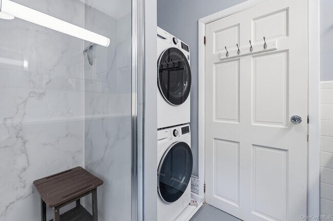 Building Photo - 65 Furnace Dock Rd