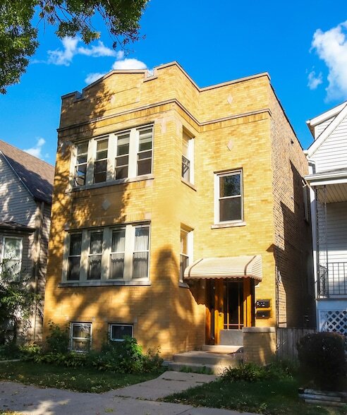 Primary Photo - 3733 N Christiana Ave
