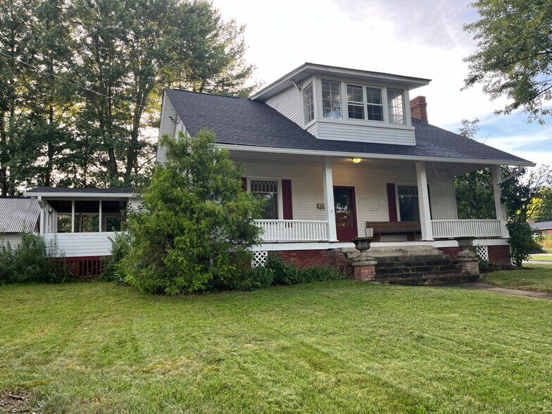 Primary Photo - 628 Pisgah Dr
