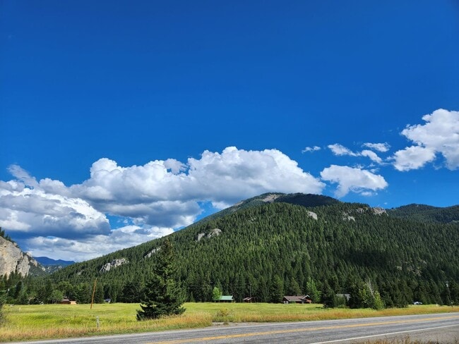 Building Photo - Gallatin Canyon Treasure!