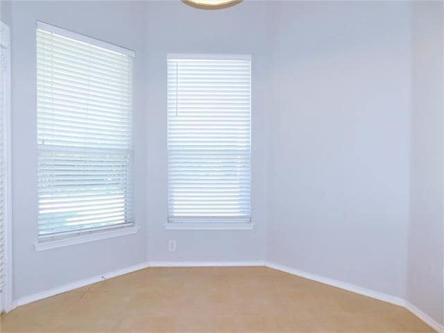 Building Photo - 3721 Calvert Ln