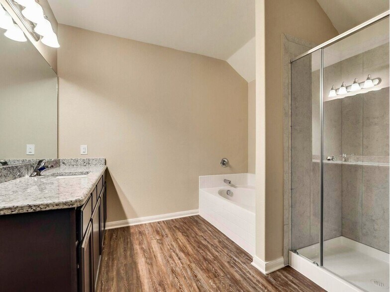 Building Photo - 4017 Millau Ln