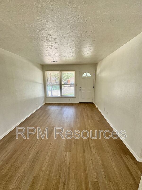 Building Photo - 6716 NW 29th St