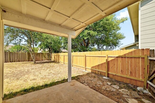 Building Photo - 10703 Onyx Cove