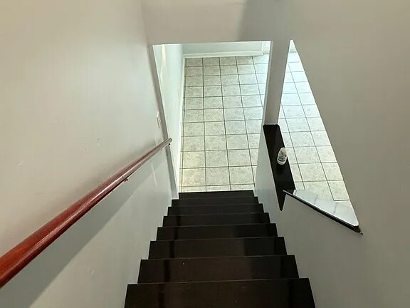 Building Photo - 1025 Carolina Rd