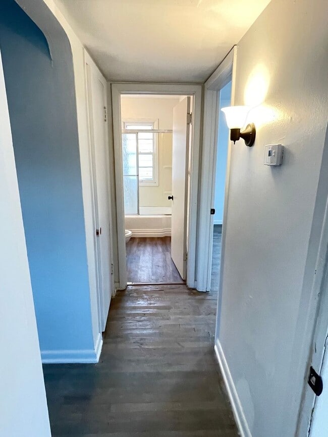 Building Photo - 3826 N 36th St