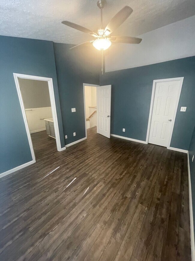 Building Photo - 519 Twinleaf Dr