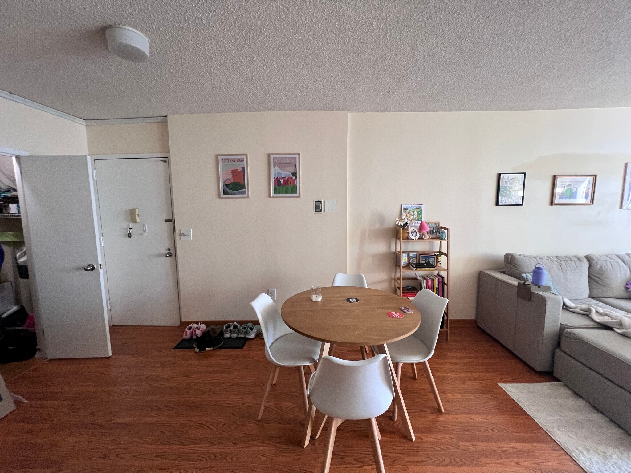 Dinning Area - 45 river drive south