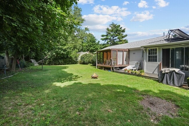 Building Photo - 26 Melanie Cir