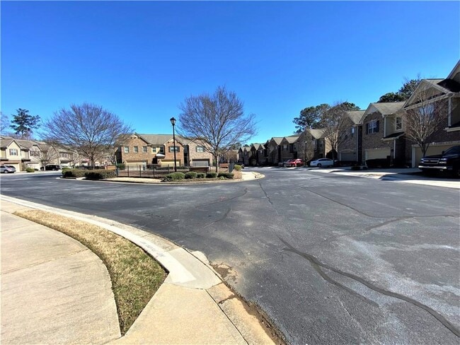 Building Photo - 2186 Hillview Dr NE