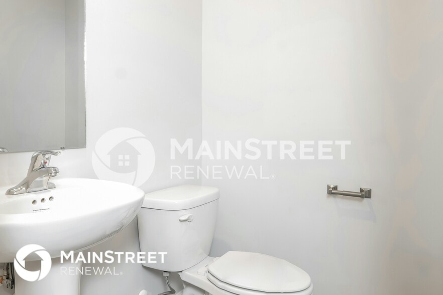 Building Photo - 2416 Alberto Dr