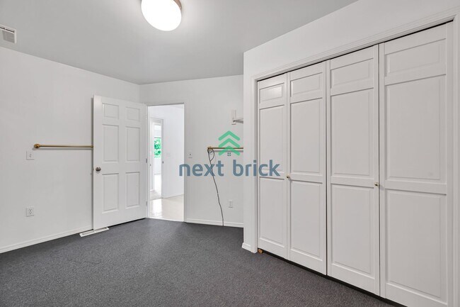 Building Photo - Beautiful home with 4 beds, 3.5 baths for rent